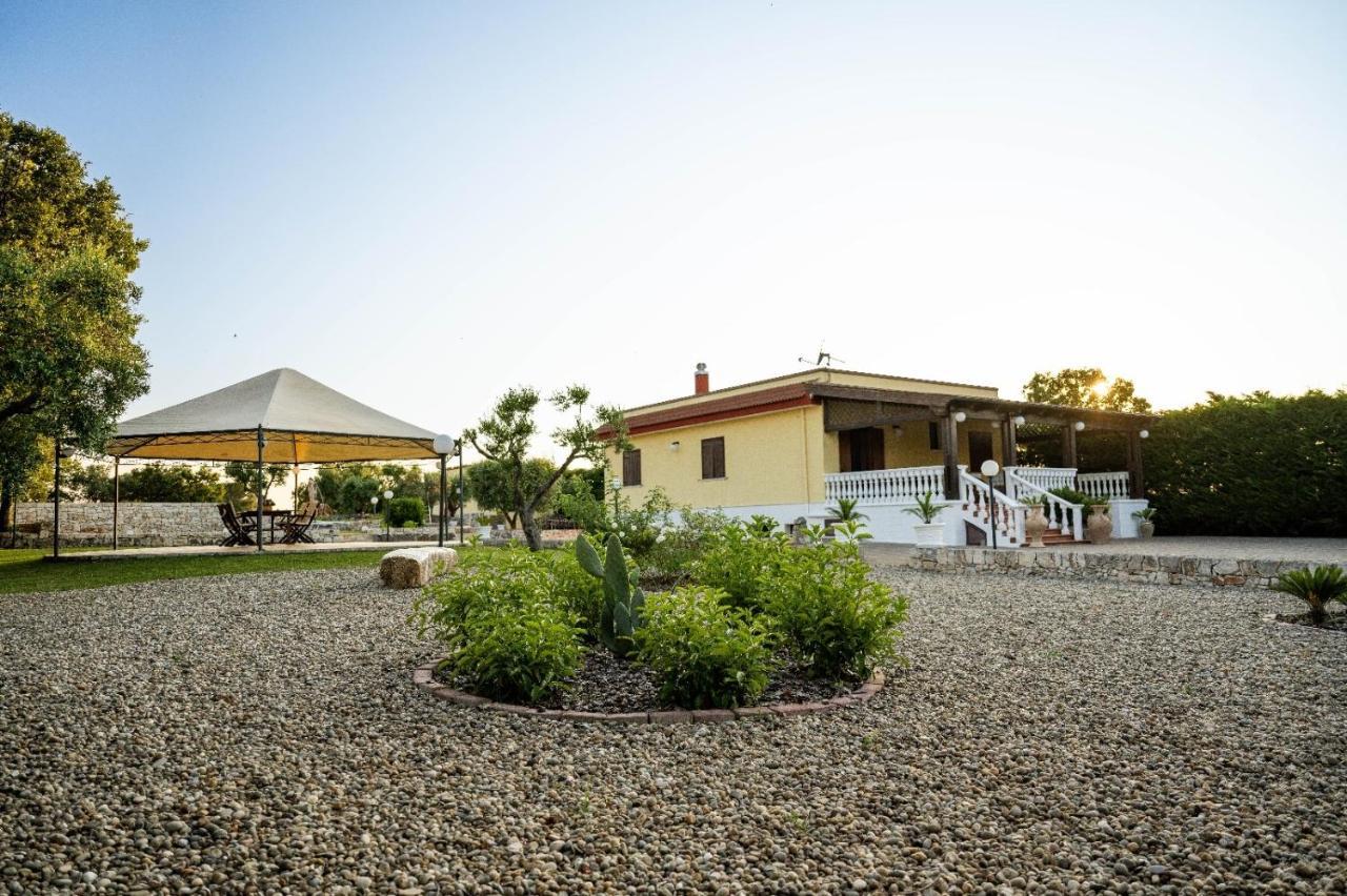Villa Patrizia-Luxury Villa Mottola Exterior foto